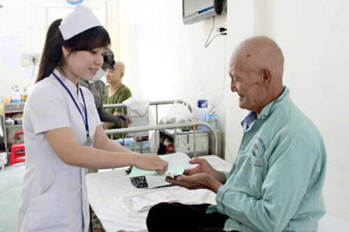 Cơ hội làm việc tại nước ngoài cao khi theo học ngành Điều dưỡng Cơ hội làm việc tại nước ngoài cao khi theo học ngành Điều dưỡng