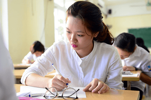 Liên quan đến Gian lận thi THPT Quốc gia: Hòa Bình yêu cầu toàn bộ hội đồng thi THPT phải làm kiểm điểm Liên quan đến Gian lận thi THPT Quốc gia: Hòa Bình yêu cầu toàn bộ hội đồng thi THPT phải làm kiểm điểm