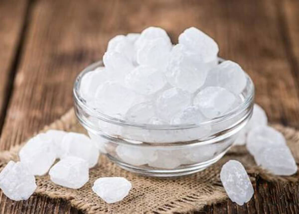 Chữa viêm tai giữa bằng phèn chua Chữa viêm tai giữa bằng phèn chua