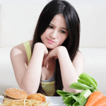 Dấu hiệu cảnh báo cơ thể đang thiếu chất xơ